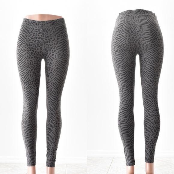 pink leopard leggings